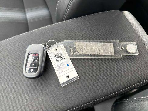 Used 2023 Honda Civic Sport image 32