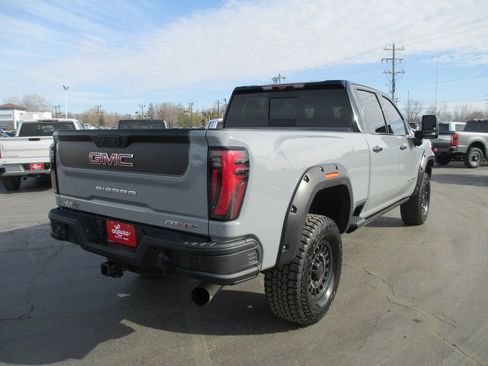 Certified 2024 GMC Sierra 2500 AT4X w/ AT4X AEV Edition image 5