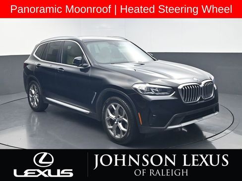 Used 2022 BMW X3 xDrive30i w/ Premium Package AWD/4WD image 3