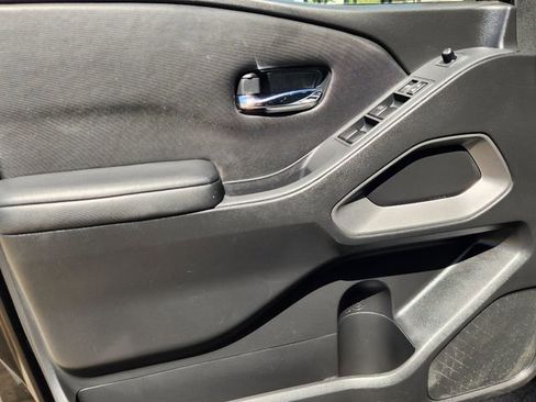 Used 2023 Nissan Frontier SV w/ SV Convenience Package image 22