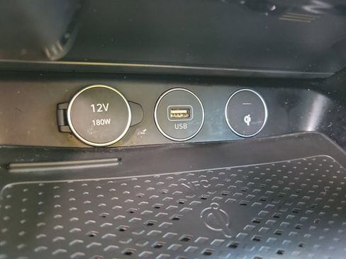 Used 2022 Genesis G70 3.3T image 29