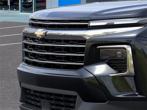 New 2025 Chevrolet Traverse LT w/ LPO, Floor Liner Package image 13