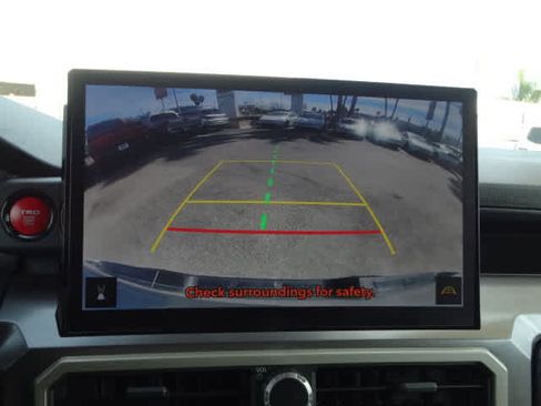 Used 2024 Toyota Tacoma TRD Sport w/ TRD Sport Upgrade Package image 29