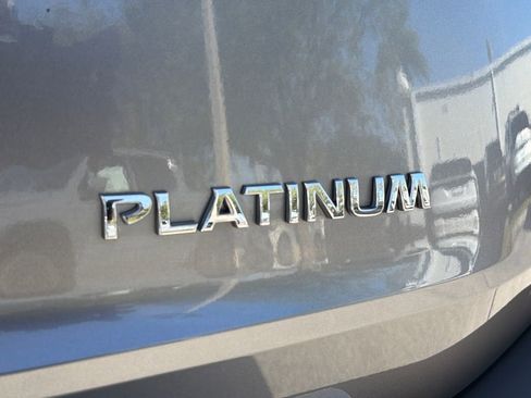 Used 2023 Nissan Rogue Platinum w/ Platinum Premium Package image 11
