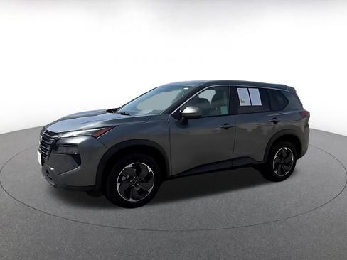 Used 2025 Nissan Rogue SV AWD/4WD image 8
