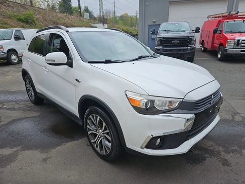 Used 2016 Mitsubishi Outlander Sport SEL AWD/4WD image 3