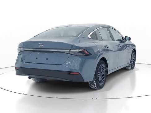 New 2026 Nissan Sentra SV w/ SV Convenience Package FWD image 4