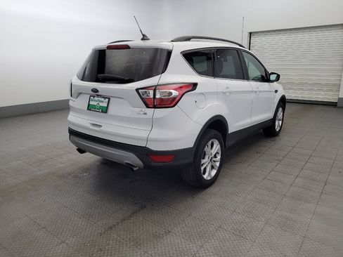 Used 2018 Ford Escape SE w/ Ford Safe & Smart Package image 9