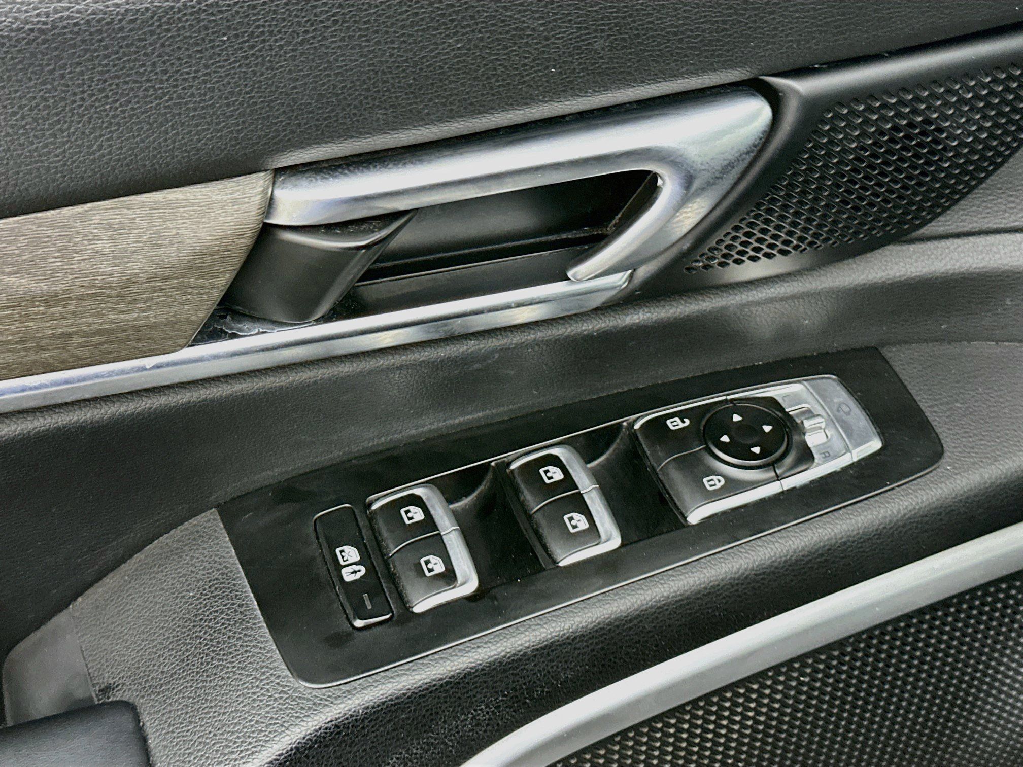 Used 2022 Kia Telluride EX w/ EX Premium Package FWD image 15