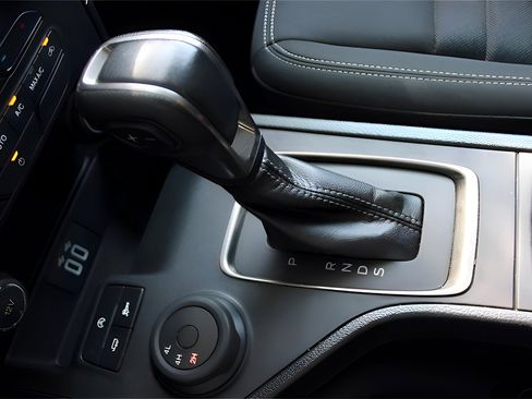 Used 2021 Ford Ranger XLT w/ Equipment Group 301A Mid image 13