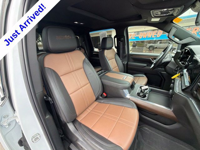 Used 2024 Chevrolet Silverado 2500 High Country AWD/4WD image 32