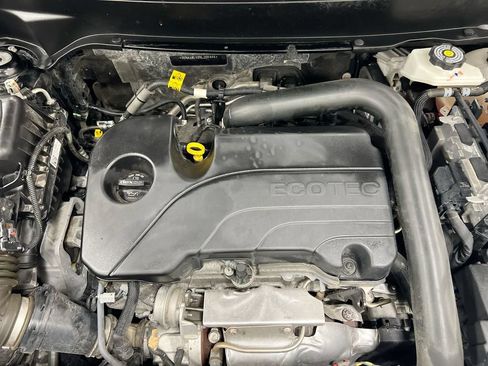 Used 2024 Chevrolet Equinox RS AWD/4WD image 24