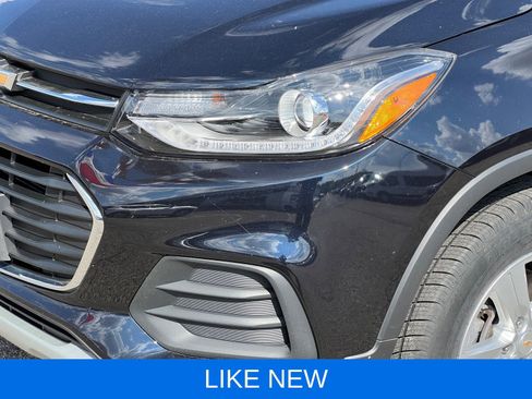 Used 2022 Chevrolet Trax LT w/ LT Convenience Package AWD/4WD image 10
