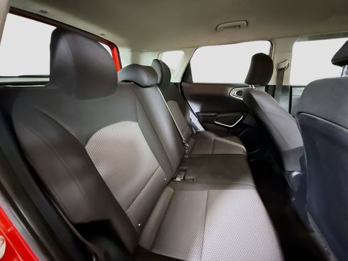 Used 2020 Kia Soul LX image 26