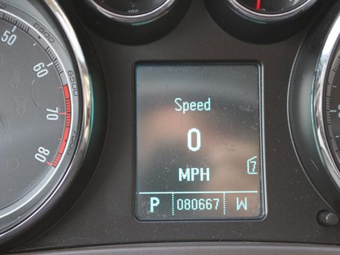 Used 2011 Buick Regal CXL w/ RL2 Preferred Equipment Group image 17