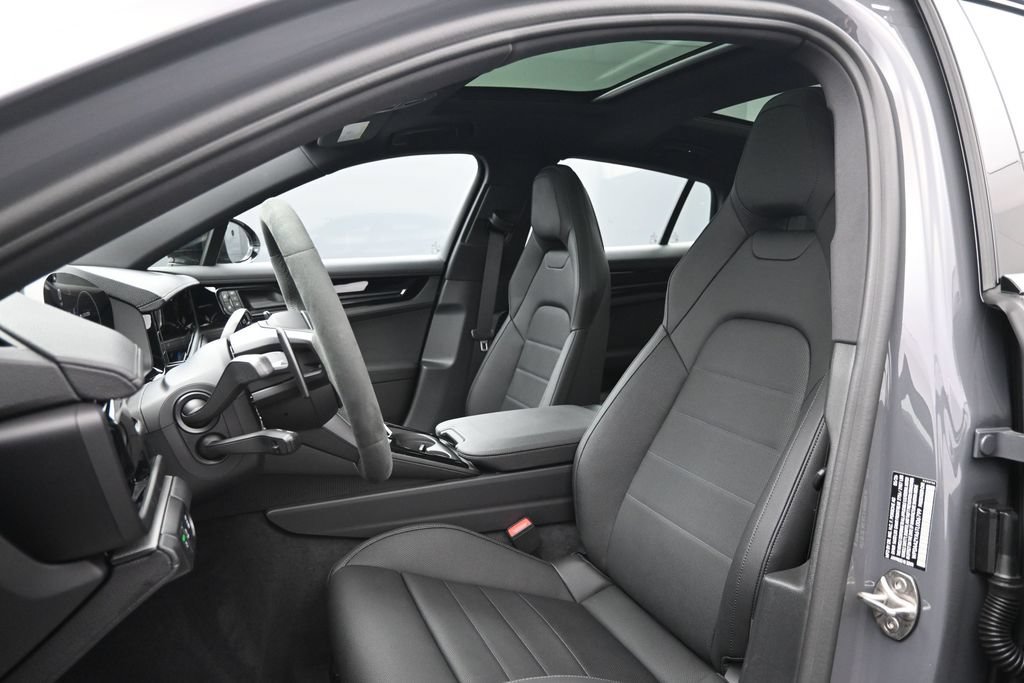 New 2026 Porsche Panamera 4 AWD/4WD image 5