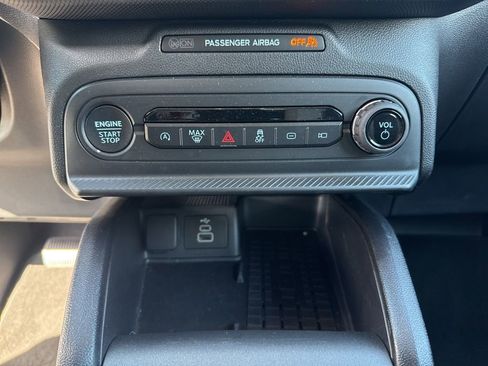 Used 2025 Ford Bronco Sport Big Bend w/ Convenience Package image 16