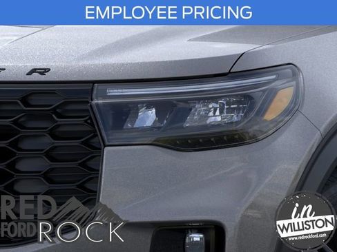 New 2026 Ford Explorer ST-Line AWD/4WD image 18