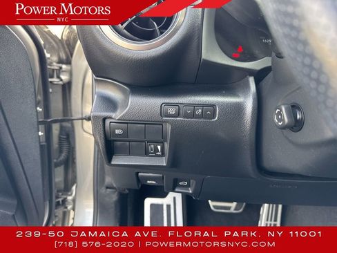 Used 2022 Lexus IS 350 F Sport image 32