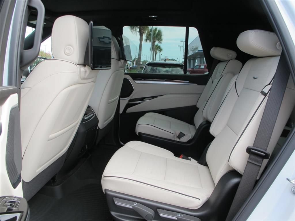 New 2026 Cadillac Escalade Sport w/ Touring Package AWD/4WD image 24