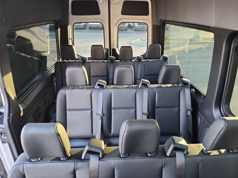 New 2025 Mercedes-Benz Sprinter 2500 image 28