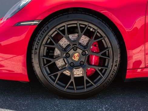 Used 2021 Porsche 911 Carrera S image 31