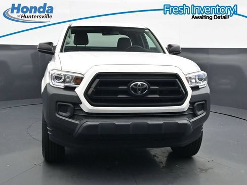 Used 2023 Toyota Tacoma SR RWD image 3