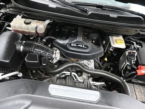 Used 2023 Jeep Grand Wagoneer Series II AWD/4WD image 34