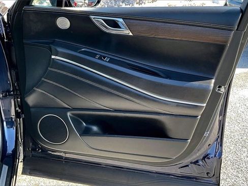 Used 2024 Genesis GV80 2.5T image 21