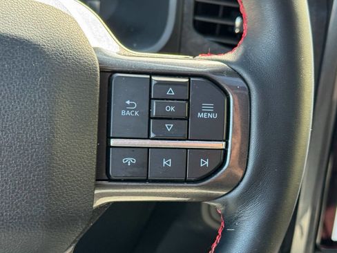 Used 2023 Ford Expedition Limited AWD/4WD image 36