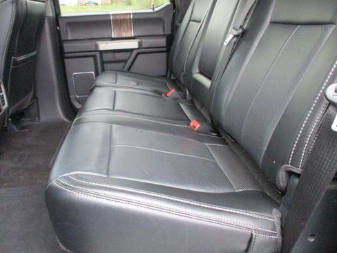 Used 2020 Ford F150 Lariat image 8