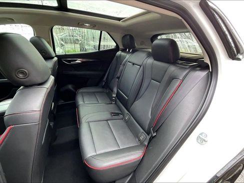 Used 2023 Buick Envision Essence w/ Sport Touring Package AWD/4WD image 25