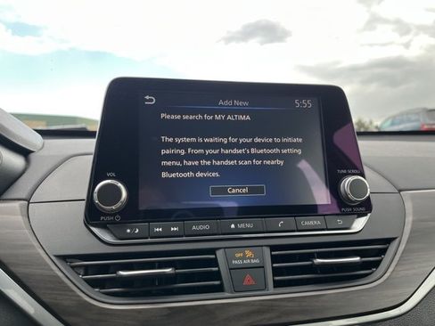 Used 2024 Nissan Altima 2.5 SV image 38