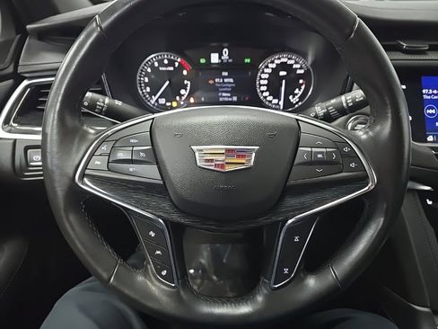Used 2021 Cadillac XT5 Premium Luxury image 18