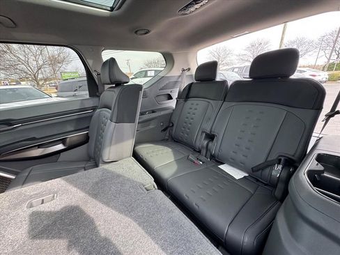 New 2026 Kia EV9 Wind image 10