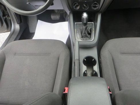 Used 2016 Volkswagen Jetta S FWD image 28