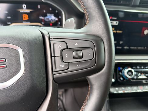 Used 2024 GMC Sierra 1500 AT4 w/ AT4 Premium Package AWD/4WD image 14