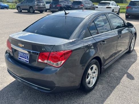 Used 2013 Chevrolet Cruze LT w/ RS Package FWD image 3