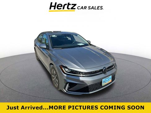 Used 2025 Volkswagen Jetta S image 1