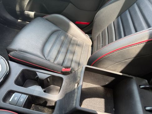 Used 2022 Kia Forte GT w/ GT2 Package FWD image 18