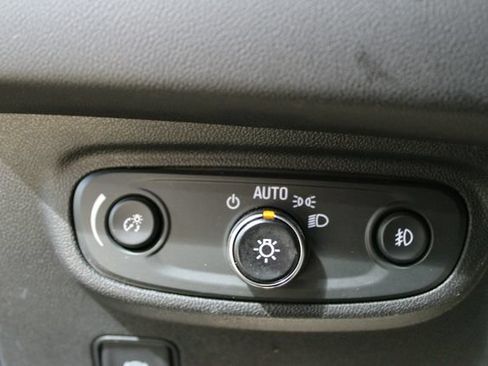 Used 2023 GMC Terrain SLT w/ Infotainment Package II AWD/4WD image 22