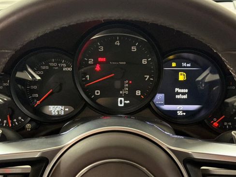 Used 2018 Porsche 911 Carrera image 24