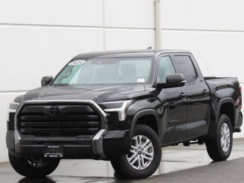 Used 2024 Toyota Tundra SR5 image 1