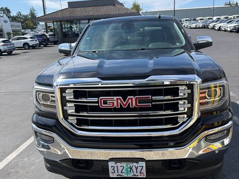 Used 2018 GMC Sierra 1500 SLT AWD/4WD image 2