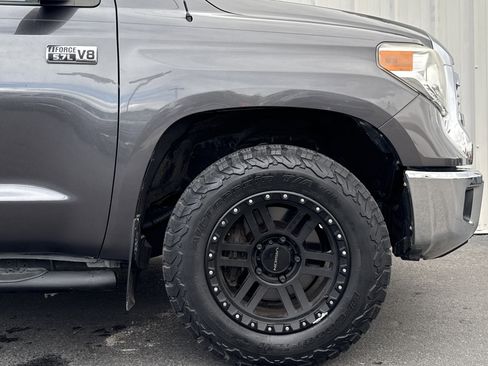 Used 2016 Toyota Tundra SR5 image 26