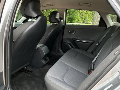 Used 2025 Kia K4 FWD image 10