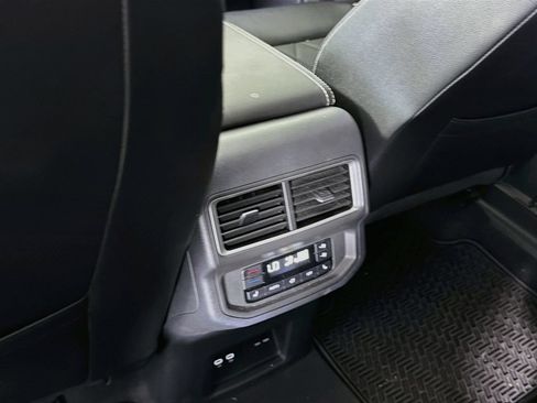 Used 2024 Volkswagen Atlas SEL Premium R-Line AWD/4WD image 29