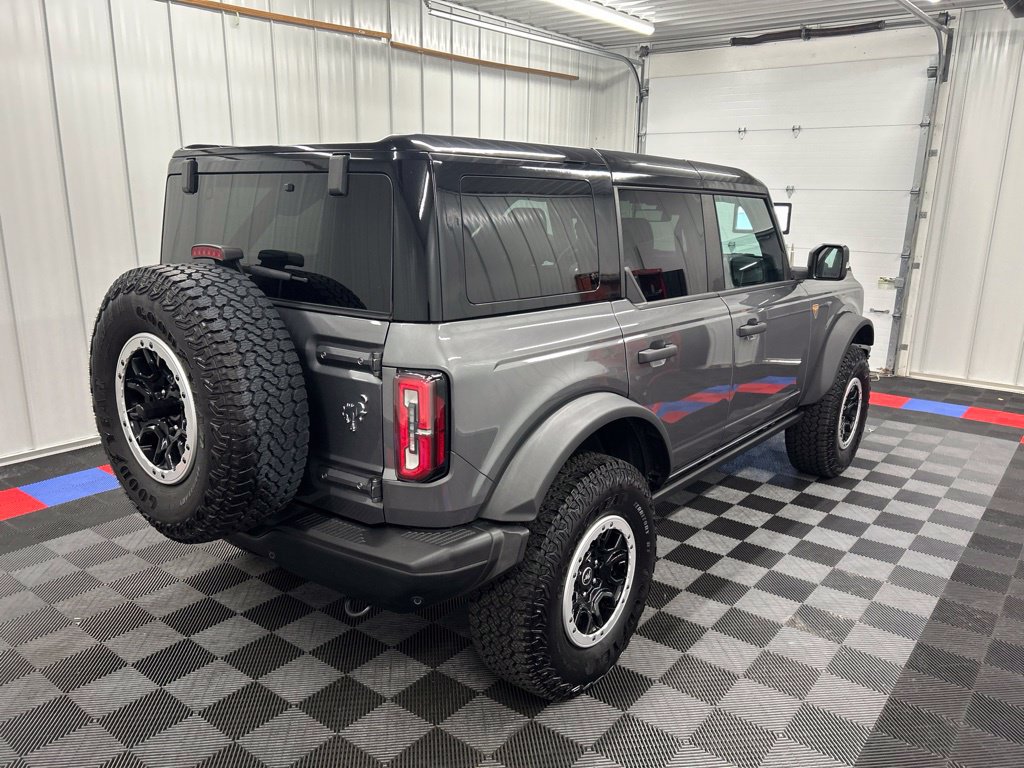Used 2025 Ford Bronco Badlands AWD/4WD image 4