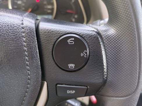 Used 2015 Toyota RAV4 XLE AWD/4WD image 25