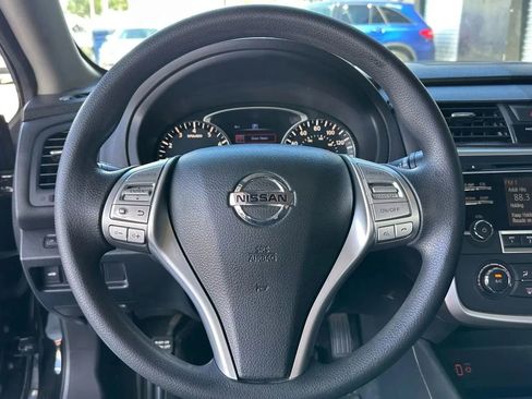Used 2017 Nissan Altima 2.5 S w/ Power Driver Seat Package FWD image 15